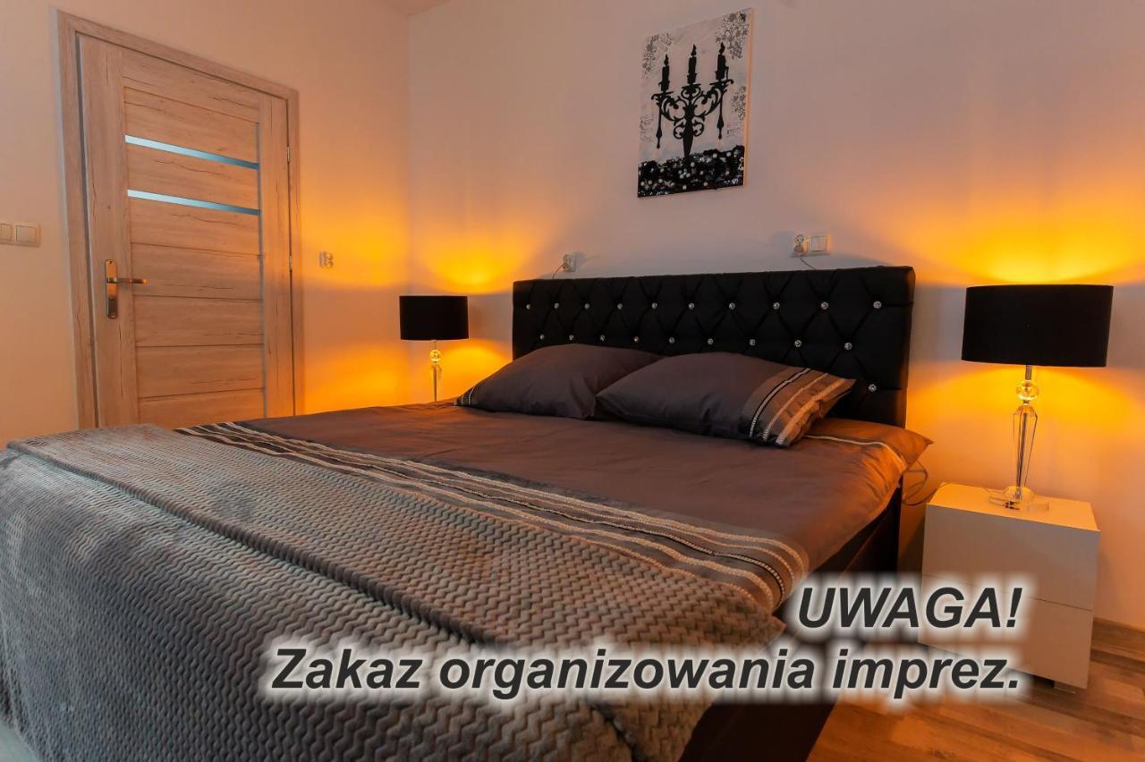 Aparthotel Zabrze, Apartamenty Centrum Exteriör bild