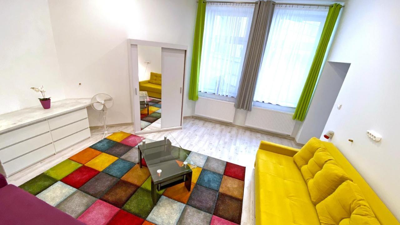 Aparthotel Zabrze, Apartamenty Centrum Exteriör bild