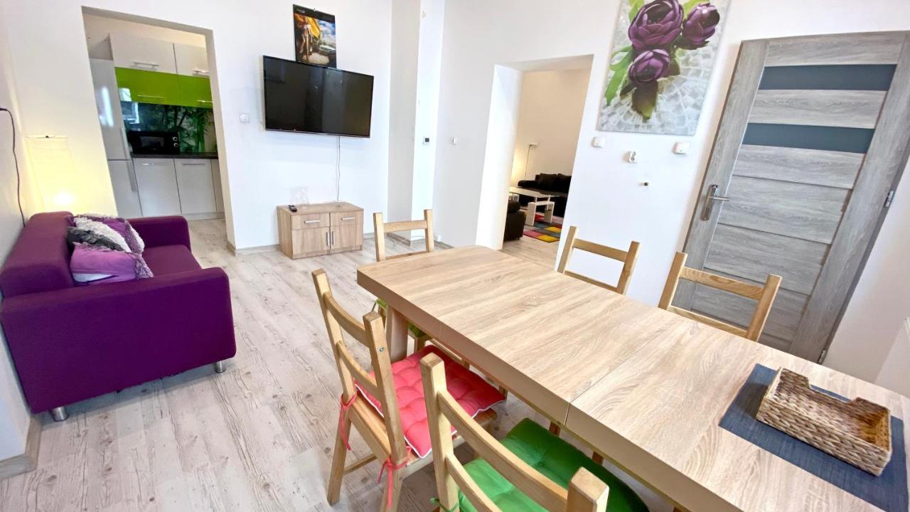 Aparthotel Zabrze, Apartamenty Centrum Exteriör bild