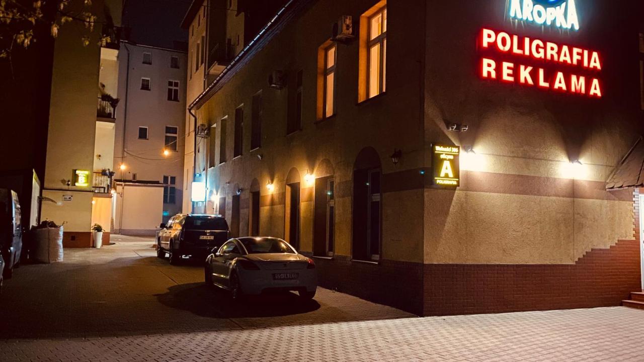 Aparthotel Zabrze, Apartamenty Centrum Exteriör bild